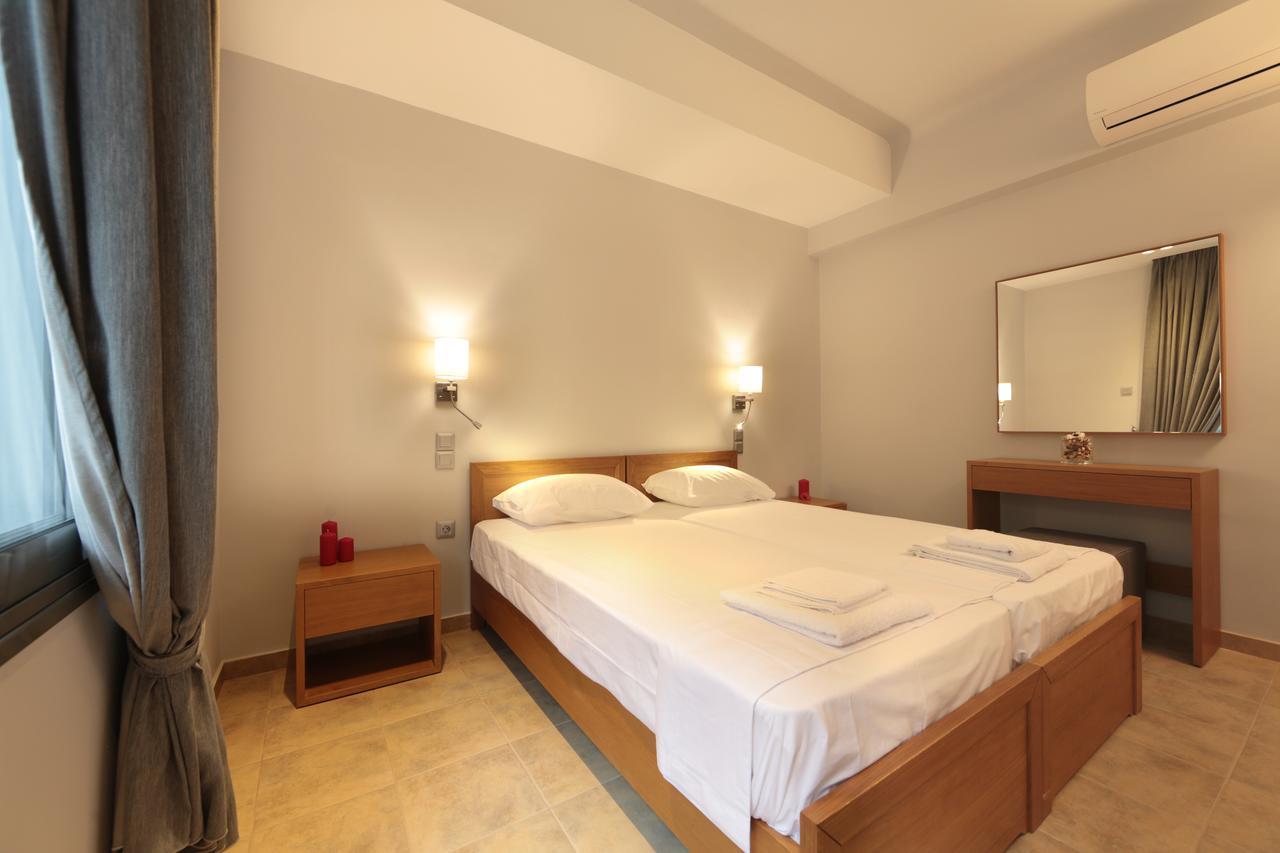 Meni Apartments Atene Esterno foto